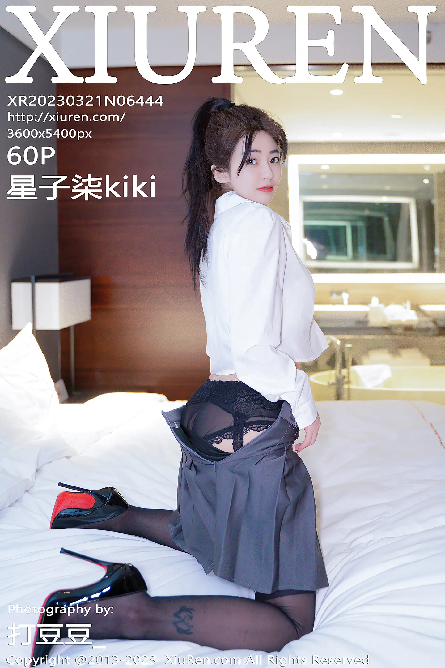 [XiuRen秀人网]No.6444_模特星子柒kiki白色上衣配灰色短裙露白色内衣超薄黑丝魅惑写真60P-秀人网 - XiuRen.Space